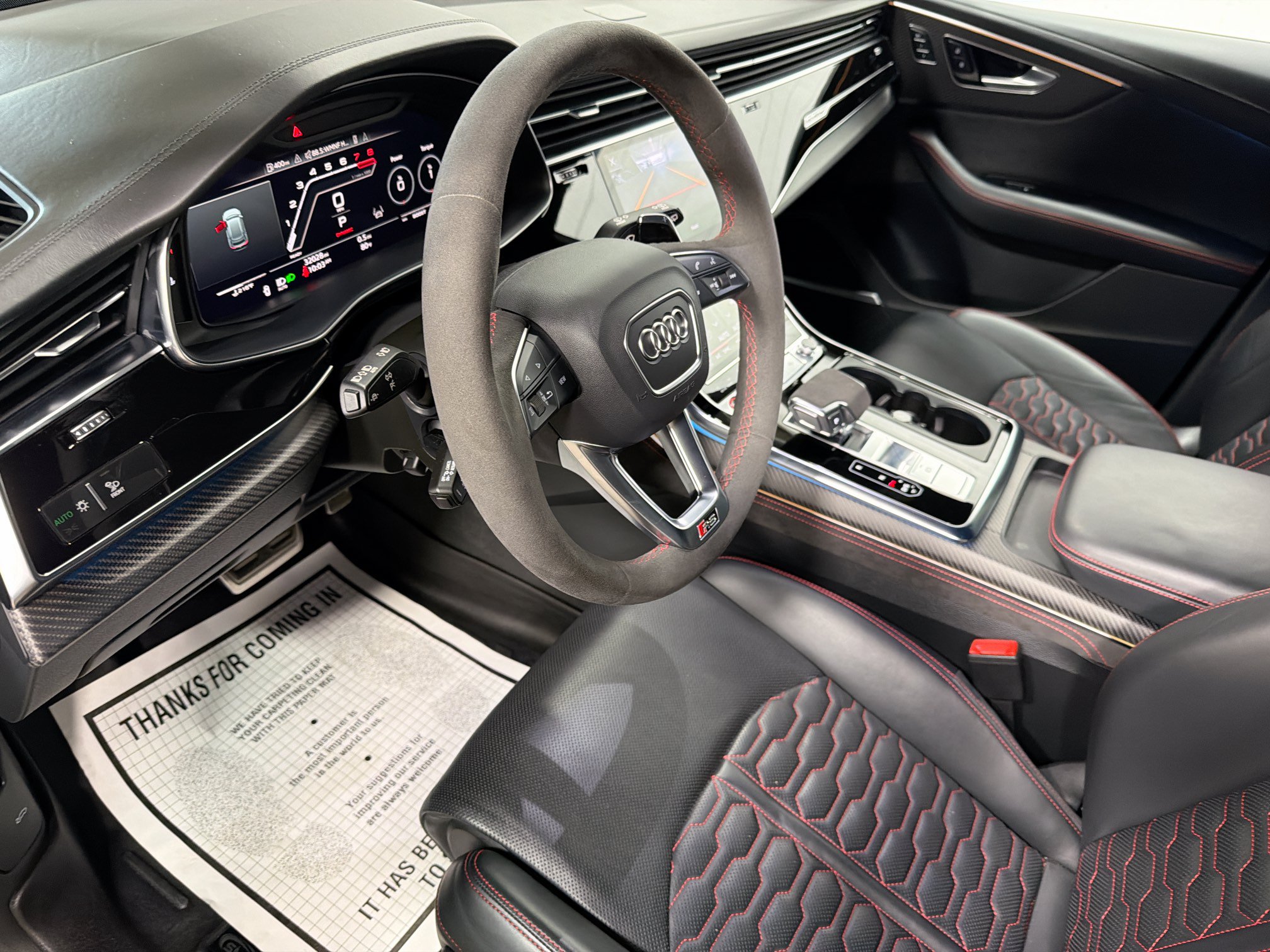 Used 2023 Audi RS Q8 AWD/4WD image 4