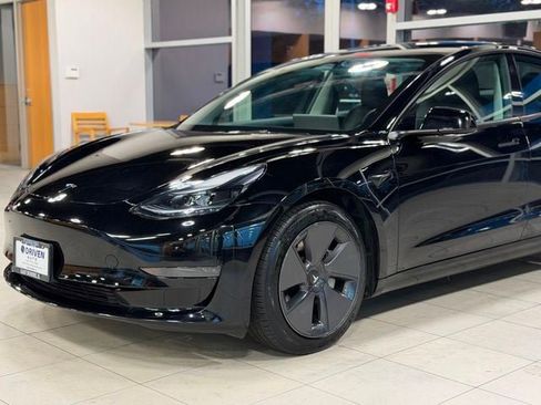 Used 2023 Tesla Model 3 Standard Range RWD image 3