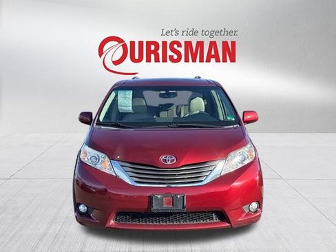 Used 2012 Toyota Sienna image 6