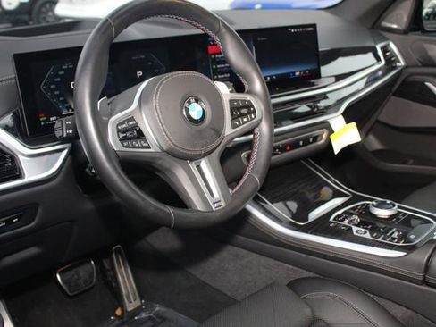 Used 2025 BMW X5 M60i image 14