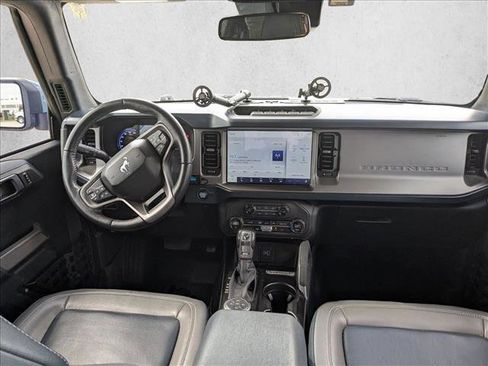 Used 2023 Ford Bronco Outer Banks w/ Sasquatch Package image 17
