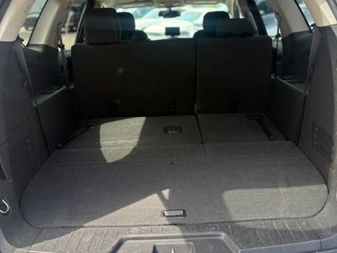 Used 2014 Chevrolet Traverse LT w/ All-Star Edition FWD image 27