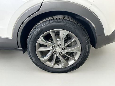 Used 2023 Buick Encore GX Essence w/ Experience Buick Package image 11