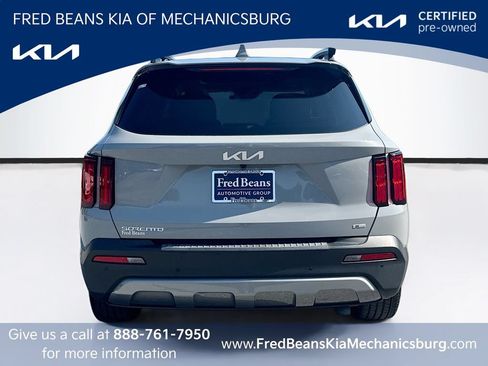 Certified 2023 Kia Sorento SX Prestige AWD/4WD image 6