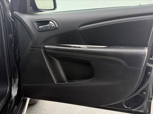 Used 2018 Dodge Journey Crossroad image 22