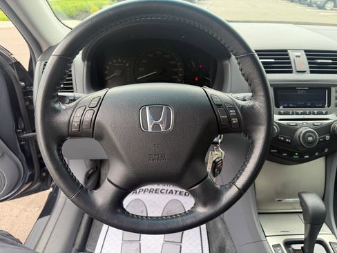 Used 2006 Honda Accord EX image 11