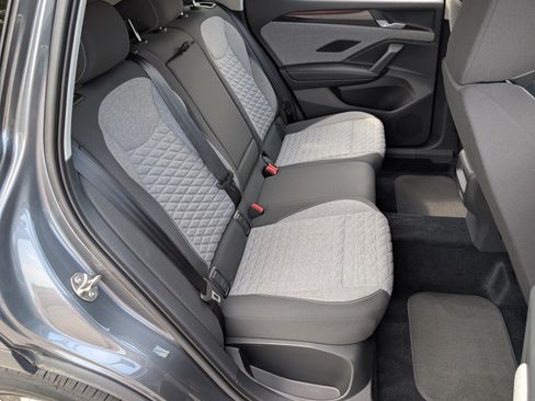 Used 2025 Volkswagen Tiguan S FWD image 19