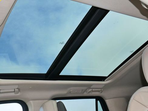 Used 2022 Lincoln Navigator L Reserve image 7