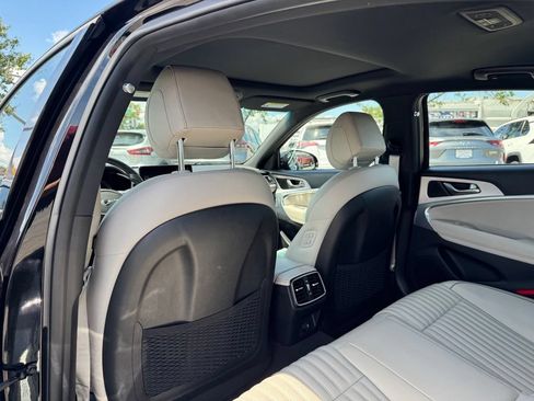 Used 2023 Genesis G70 2.0T w/ Sport Prestige Package AWD/4WD image 12