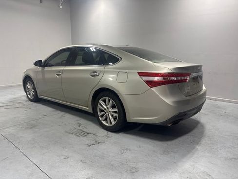 Used 2015 Toyota Avalon XLE FWD image 8