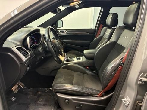 Used 2020 Jeep Grand Cherokee SRT AWD/4WD image 16