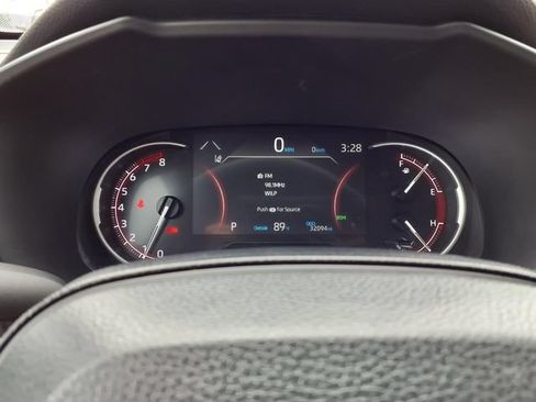 Used 2025 Toyota RAV4 XLE AWD/4WD image 14