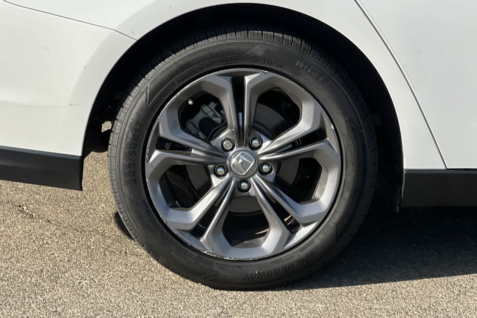 Used 2023 Honda Accord EX image 20