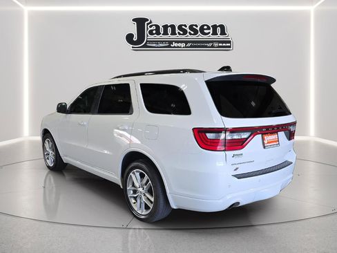 Used 2024 Dodge Durango GT AWD/4WD image 3