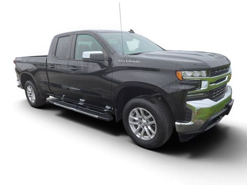 Used 2020 Chevrolet Silverado 1500 LT w/ All-Star Edition AWD/4WD image 2