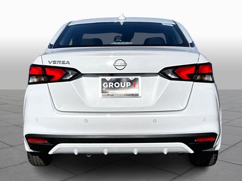 New 2025 Nissan Versa SV image 4