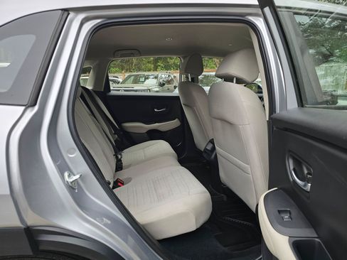 Used 2023 Honda HR-V LX image 11