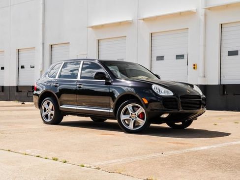 Used 2006 Porsche Cayenne Turbo S AWD/4WD image 18