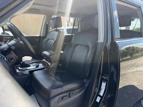 Used 2019 Nissan Armada Platinum w/ Captain's Chairs Package RWD image 9