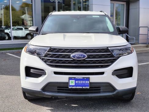 Used 2022 Ford Explorer XLT image 8