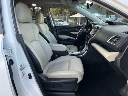 Used 2019 Subaru Ascent Limited image 11
