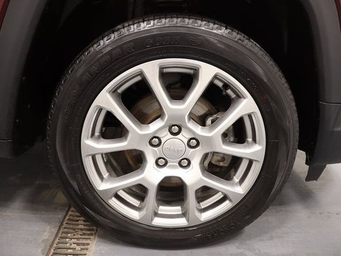 Used 2022 Jeep Compass Latitude AWD/4WD image 28