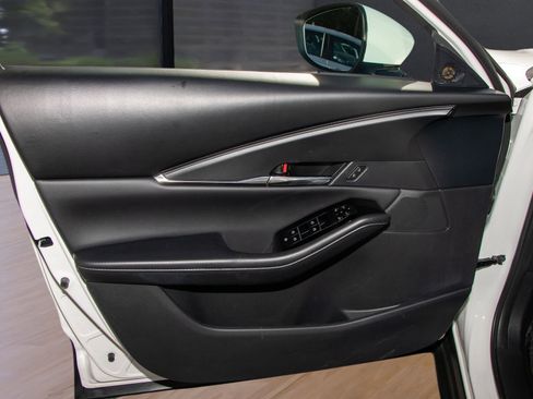 Used 2025 MAZDA CX-30 AWD 2.5 S w/ Preferred Package image 14