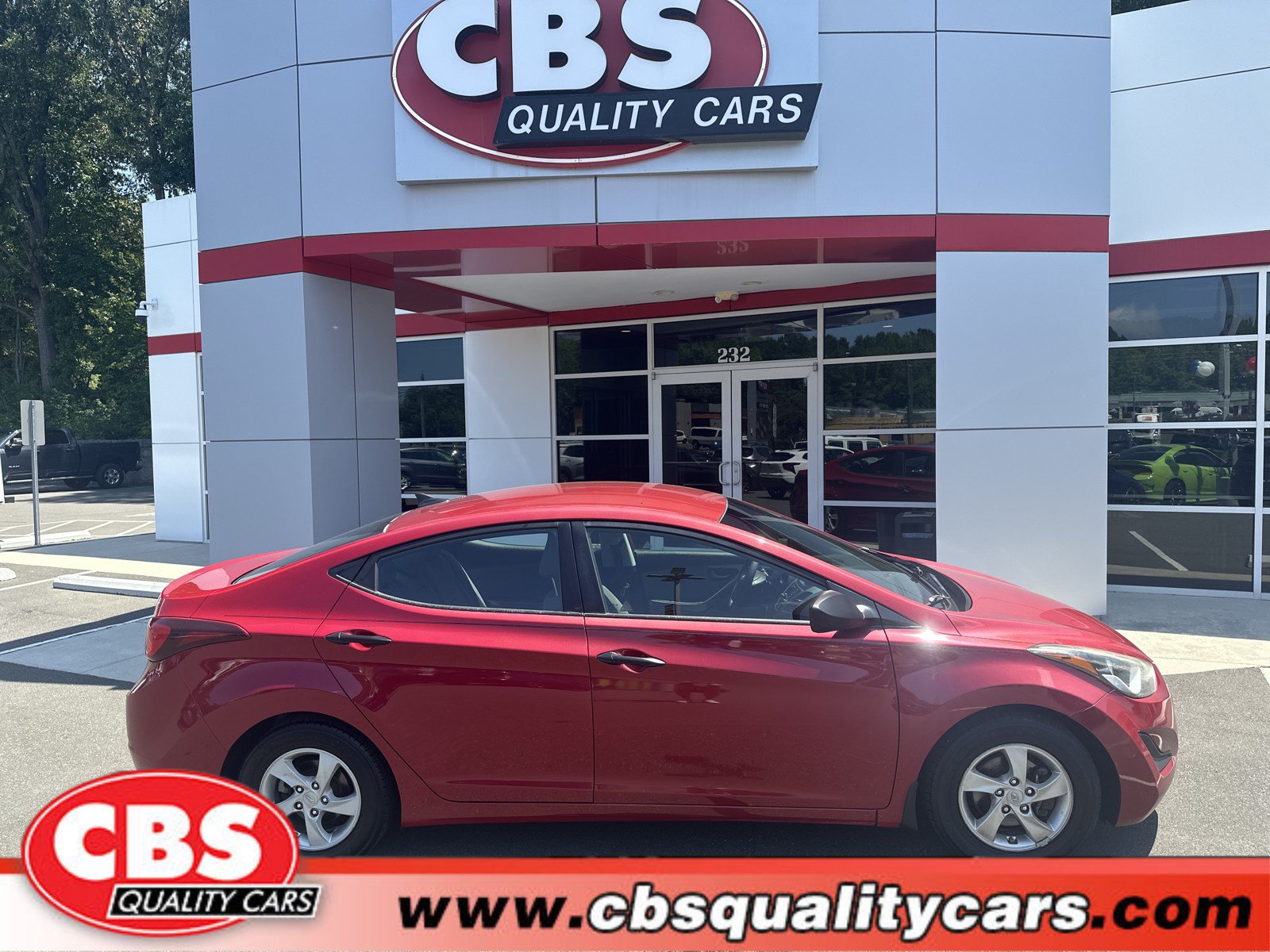 Used 2015 Hyundai Elantra SE FWD image 1