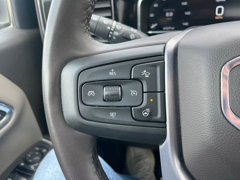 Used 2025 GMC Sierra 1500 SLT image 21