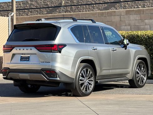 New 2026 Lexus LX 700h Luxury AWD/4WD image 4