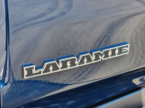 Used 2024 RAM 1500 Laramie AWD/4WD image 11