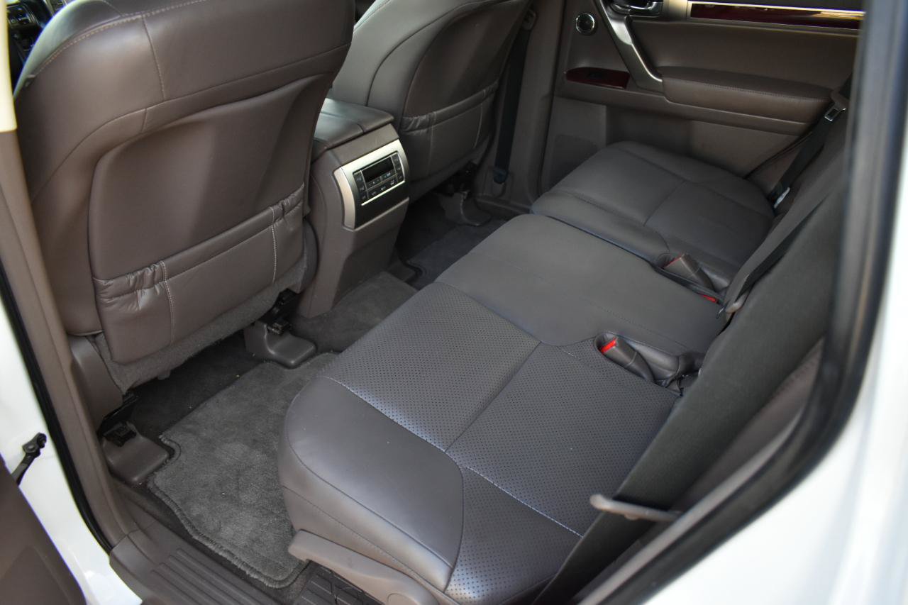 Used 2016 Lexus GX 460 Luxury AWD/4WD image 27