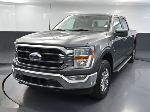 Used 2023 Ford F150 XLT w/ XTR Package AWD/4WD image 11