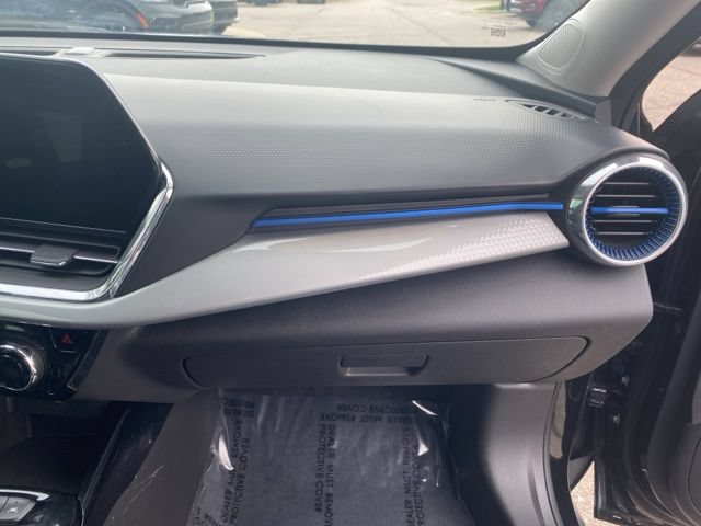 Used 2025 Chevrolet Trax LT FWD image 31