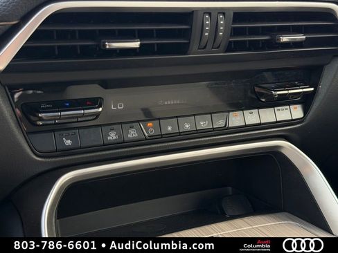 Used 2024 MAZDA CX-90 3.3 Turbo w/ Premium Package image 40