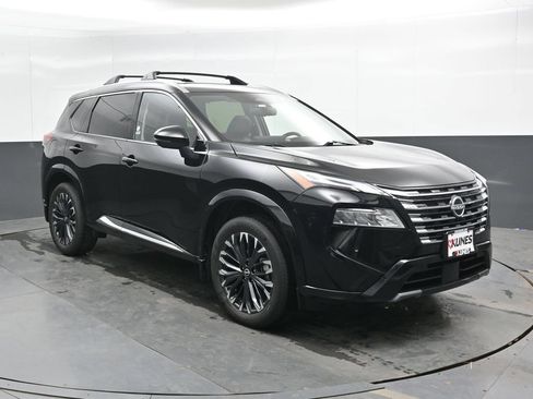 Used 2026 Nissan Rogue Platinum w/ Platinum Premium Package AWD/4WD image 5