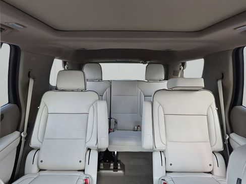 New 2026 GMC Yukon Denali w/ Sun & Power Step Package image 43