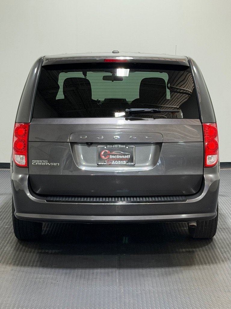 Used 2016 Dodge Grand Caravan SXT FWD image 6