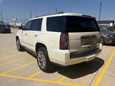 Used 2015 GMC Yukon Denali w/ Touring Package AWD/4WD image 5