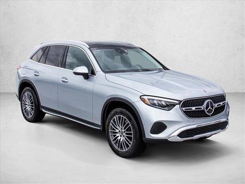 Certified 2026 Mercedes-Benz GLC 300 4MATIC image 3
