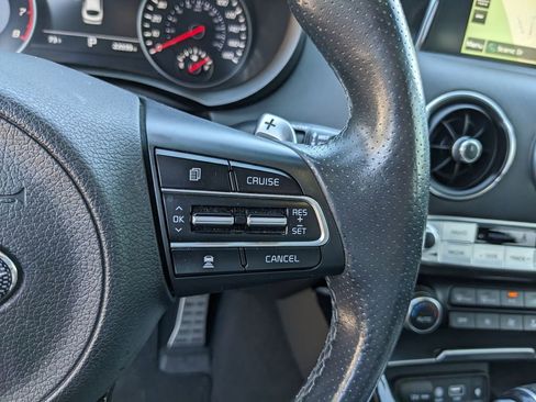 Used 2020 Kia Stinger GT1 image 31