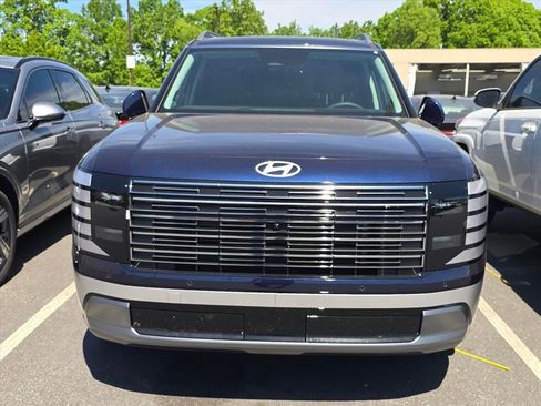 New 2026 Hyundai Palisade Limited FWD image 2