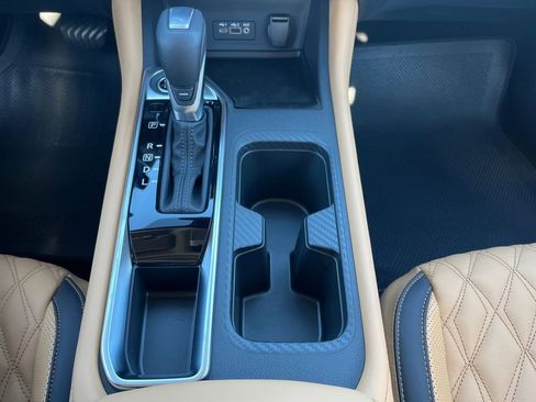 New 2025 Nissan Sentra SV w/ SV Premium Package image 11