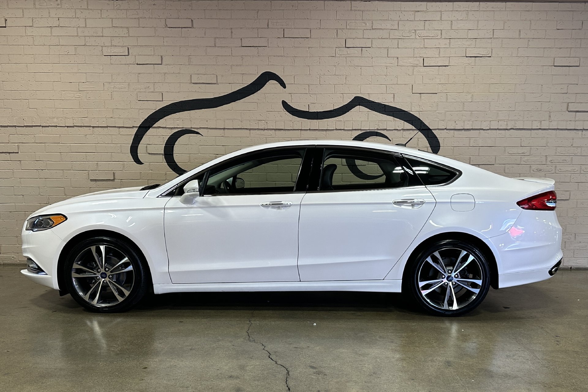 Used 2018 Ford Fusion Titanium AWD/4WD image 8