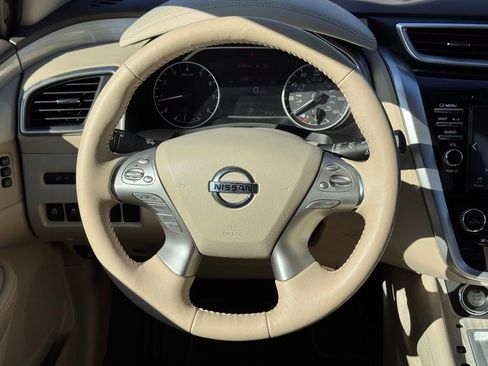 Used 2018 Nissan Murano SL image 25
