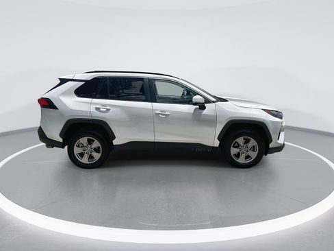Used 2023 Toyota RAV4 XLE FWD image 9