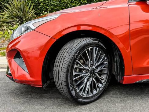 Used 2022 Kia Forte GT-Line w/ GT-Line Premium Package FWD image 25