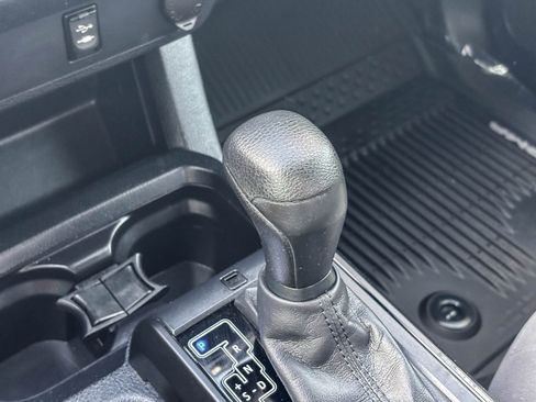 Used 2019 Toyota Tacoma SR5 image 20