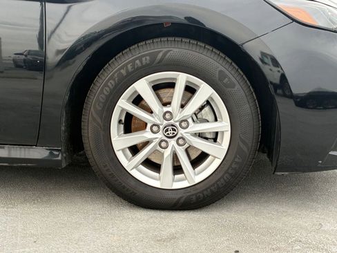 Used 2025 Toyota Camry LE image 30