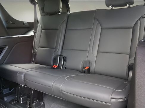 Used 2021 GMC Yukon Denali w/ Denali Ultimate Package image 11